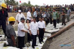 FOTO AGENDA PRESIDEN JOKOWI : Ke Sulawesi, Jokowi Letakkan Batu Pertama