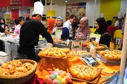 FOTO INTERFOOD INDONESIA EXPO : Produk Kuliner Internasional Dipamerkan