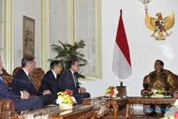 FOTO AGENDA PRESIDEN : Presiden Jokowi Kali Pertama Terima Duta Besar
