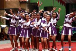 FOTO EXPO EDUCATION 2014 : Begini Lincahnya Cheerleader Violet SMAN 7 Solo