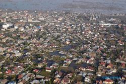 Trending Sosmed : 10 Tahun Tsunami Aceh Diperingati Netizen