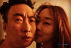K-POP : Park Myung Soo Selfi Bareng Istrinya yang Cantik