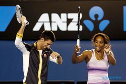 BINTANG TENIS DUNIA : Djokovic dan Serena Peroleh Penghargaan ITF