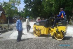 FOTO PERBAIKAN JALAN : Dana Perbaikan Jalan di Sragen Tak Cukup