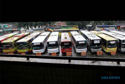 NATAL 2014 : Libur Panjang, Terminal Jember Sepi