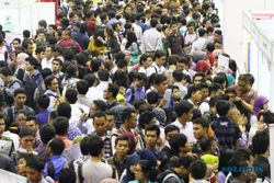 LAPANGAN KERJA INDONESIA : 7,56 Juta Orang Jadi Pengangguran!