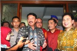 KAPOLRI BARU : DPR Minta Penjelasan Langsung, Jokowi Butuh 2 Hari Bikin Keputusan