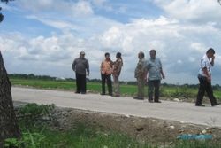 PERBAIKAN JALAN :Komisi III Wonogiri Kritik Pengerjaan Jalan Selogiri 