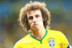 TIM TERBAIK DUNIA : Masuknya David Luiz Jadi Kontroversi