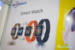 CES 2015 : Vendor Tiongkok Buat Kloningan Smartwatch Apple Seharga Rp350.000-an