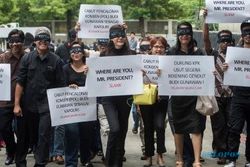 KAPOLRI BARU : Banjir Protes, Jokowi Belum Instruksikan Pelantikan Budi Gunawan