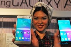 BERITA TERPOPULER : Daftar Harga Samsung Galaxy A di Toko Online