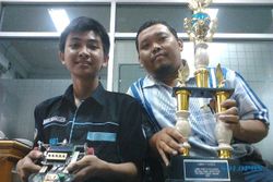 PRESTASI MAHASISWA : RR12 Bikinan Tim UMS Sabet Juara I Kompetisi Nasional Robot
