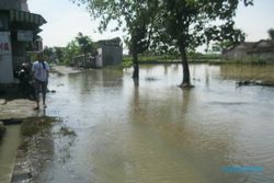 BANJIR SUKOHARJO : Kebanjiran, Warga Tambahrejo Protes Tak Diperhatikan Pemerintah