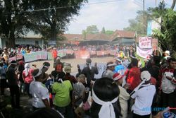TAMBANG PASIR MERAPI : Massa Didatangkan Dari Luar Daerah