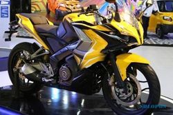 MOTOR BARU BAJAJ : Segera ke Indonesia, Kawasaki Bajaj 200SS Dibanderol 28 Juta?