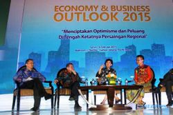 FOTO ECONOMY AND BUSINESS OUTLOOK 2015 : Kemungkinan 2015 Diteropong Bisnis Indonesia
