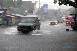 Jangan Lupa Bawa Mantol, Hari Ini Hujan Diprediksi Merata di Seluruh DIY