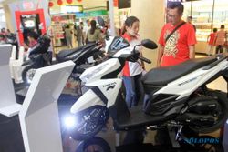 BURSA SEPEDA MOTOR : Pasar Masih Loyo, Vario Jadi Penyelamat Honda