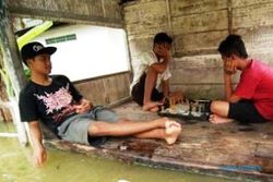 BANJIR BENGAWAN SOLO : Balai Besar Bangun 12 Km Tanggul di Tuban
