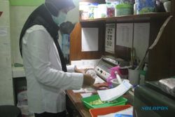PENDIDIKAN SOLO : Yayasan Pendidikan Pharmasi Nasional Surakarta Sudah Cetak 10.000 Tenaga Farmasi