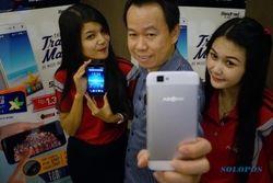 FOTO SMARTPHONE TERBARU : Advan Luncurkan Vandroid S5J+ di Surabaya