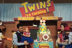 BULU TANGKIS INDONESIA : Hendra Setiawan Rayakan Ultah Anak Kembarnya dengan Tema Toy Story 