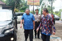  SUSILO BAMBANG YUDHOYONO : Singgah di Gunungkidul, SBY Enggan Komentari Masalah Politik