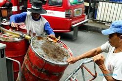 HARGA KEBUTUHAN POKOK : Minyak Goreng Kemasan Naik, Curah Stabil