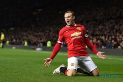 KABAR PEMAIN : Rooney Cetak Gol Lagi, Van Gaal Girang