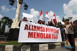 ISIS DI INDONESIA : Polri Targetkan ISIS Lenyap dari Indonesia pada 2019