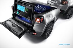 MOBIL TERBARU : Begini Konsep Renegade Hard Steel Milik Jeep