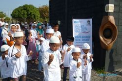 WISATA EDUKASI : 46 Anak Yatim Boyolali Ikuti Manasik Haji dan Kunjungi Sangiran