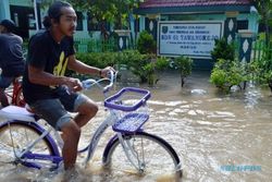 BANJIR MADIUN : Banjir Madiun Tak Ancam Hilir Bengawan Solo