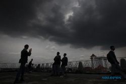 BMKG: Awan Tumbuh, Cuaca Panas Tinggalkan Indonesia