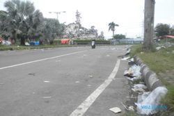 SUNDAY MARKET SUKOHARJO : Dikeluhkan, Sampah Sunday Market Kotori Jalan Solo Baru