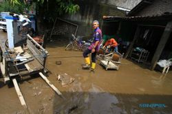 BANJIR SOLO : Puluhan Rumah di Banyuanyar Solo Terancam Tersapu Banjir