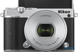 KAMERA TERBARU : J5 Jadi Kamera Mirrorless Spesial Nikon
