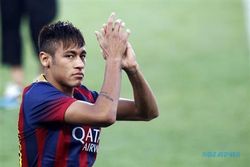 PENGHARGAAN PEMAIN : Neymar Pemain Terbaik Brasil