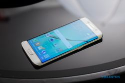 SMARTPHONE TERBARU : Versi Jumbo Galaxy S6 Edge Gunakan Kamera 4K
