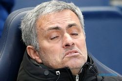 KARIER PELATIH : Mourinho Dipecat dari Chelsea, Ini Alasannya