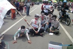 HARI BURUH 2015 : May Day, Buruh Jateng Usung Nawa Duka