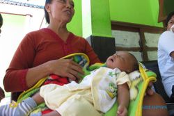 PENEMUAN BAYI KLATEN : Belasan Orang Ingin Adopsi Bayi yang Dibuang di Gunung Pegat