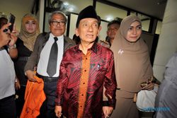 KASUS SUAP KIAI FUAD : Fuad Amin Minta Disidang di Surabaya