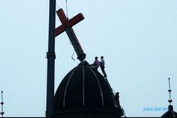 Pemerintah Tiongkok Larang Simbol Salib di Atap Gereja