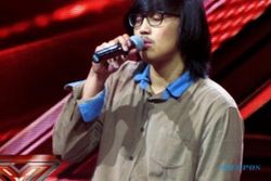 X FACTOR INDONESIA : Nyanyikan Moon Blue, Kontestan Boys Ini Dipuji Ahmad Dhani!