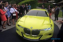 MOBIL KONSEP : Mobil Klasik BMW 3.0 CSL Hidup Lagi, Kok Ada Kumisnya?