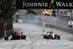 FORMULA ONE (F1) : Massa Marah, Verstappen Pilih Bela Diri