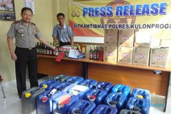 MIRAS KULONPROGO : Polisi Sita 167 Botol Miras dan 450 Liter Ciu