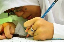 HASIL UN SMP : Siswi Gunungkidul Peroleh Nilai UN Tertinggi di DIY